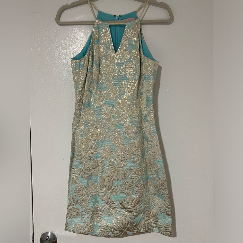 Lilly Pulitzer light green and gold leaves - like new.